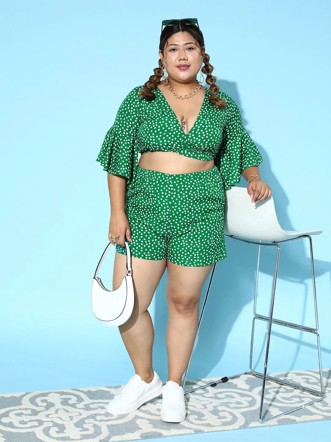 Berrylush Women Plus Size Green & White Ditsy Floral Printed V-Neck Waist Tie-Up Slip-On Top & Shorts Set