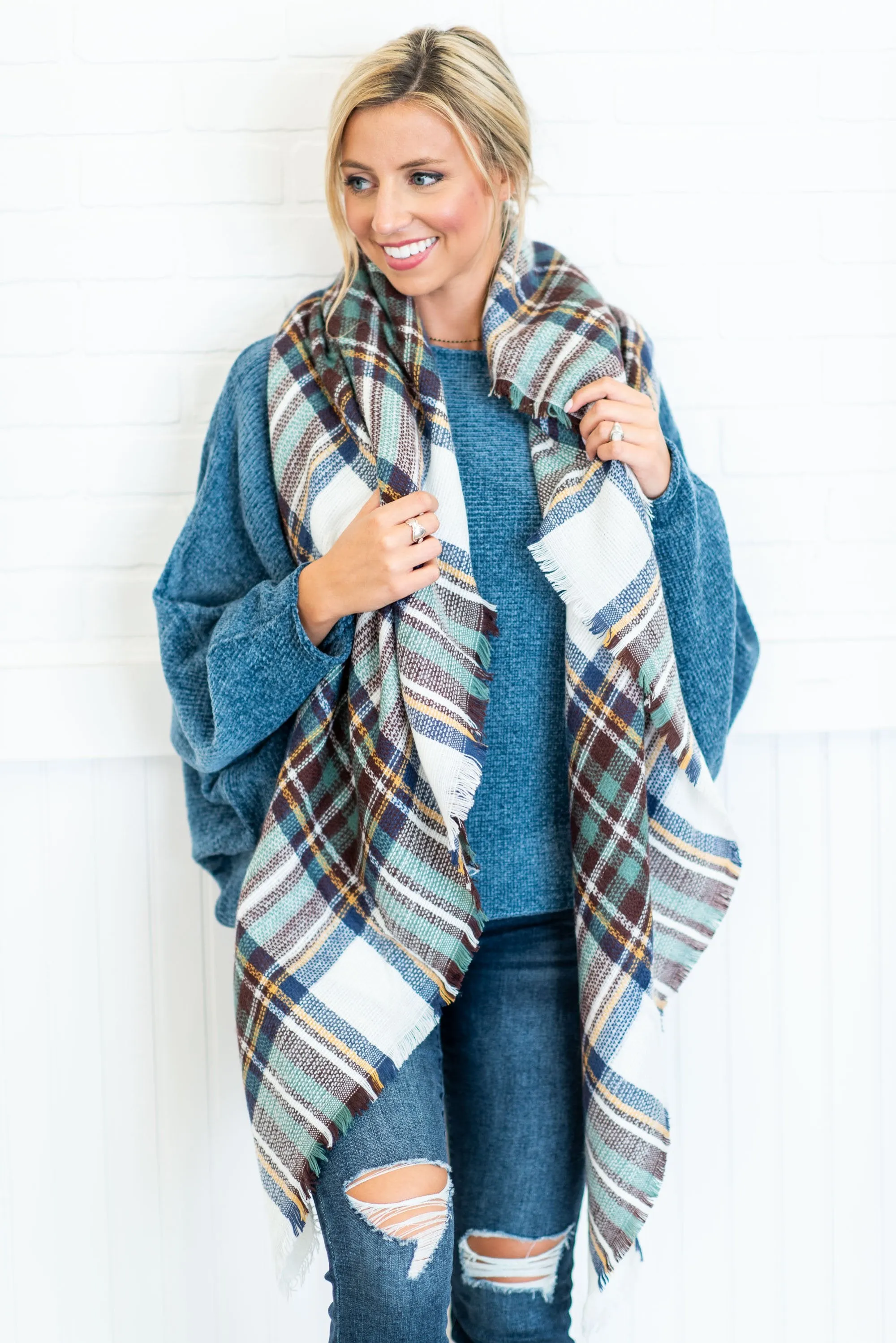 Coffee Break Scarf, White-Blue