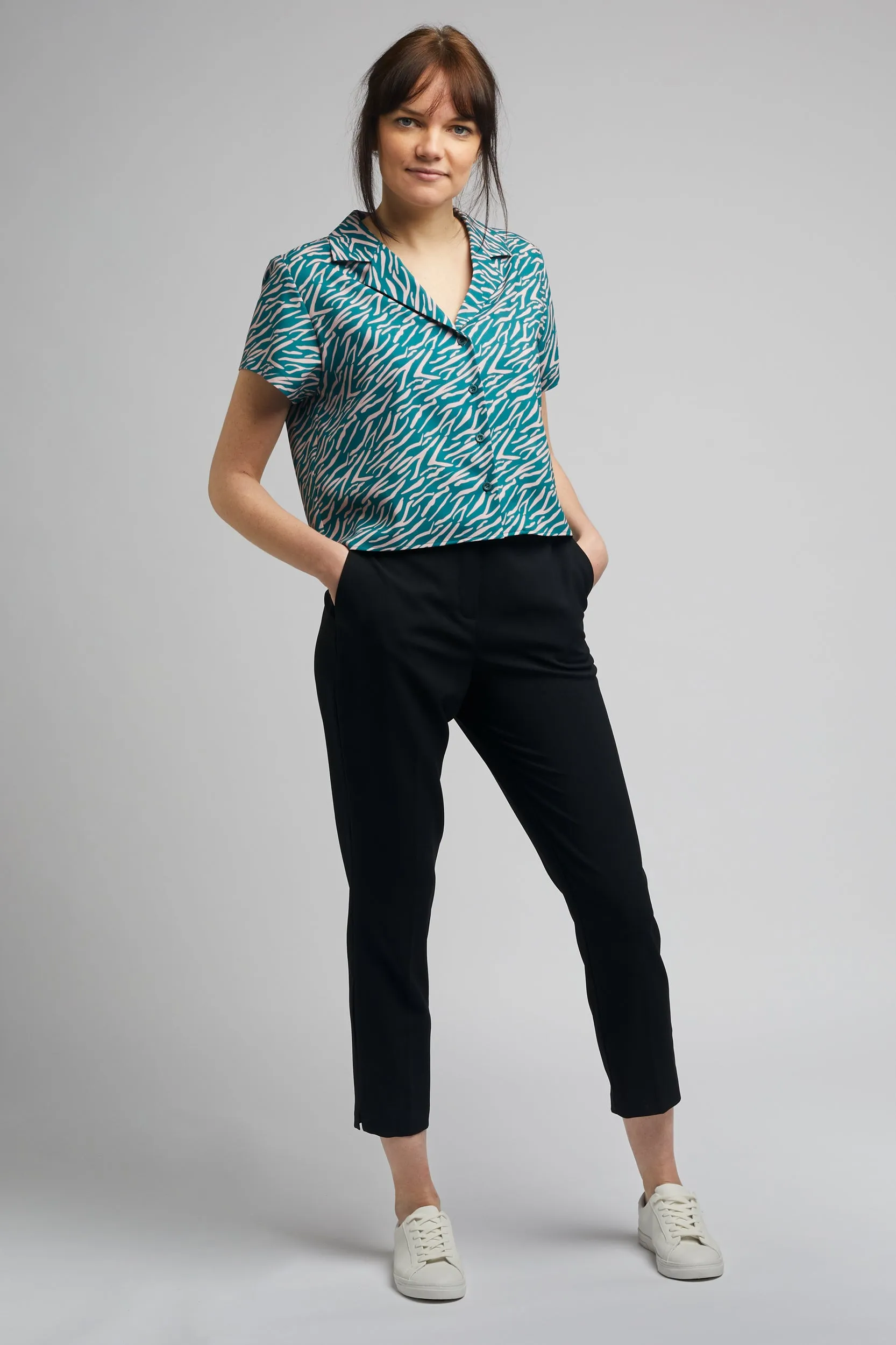 Cropped Cuban Collar Shirt in Shima Print