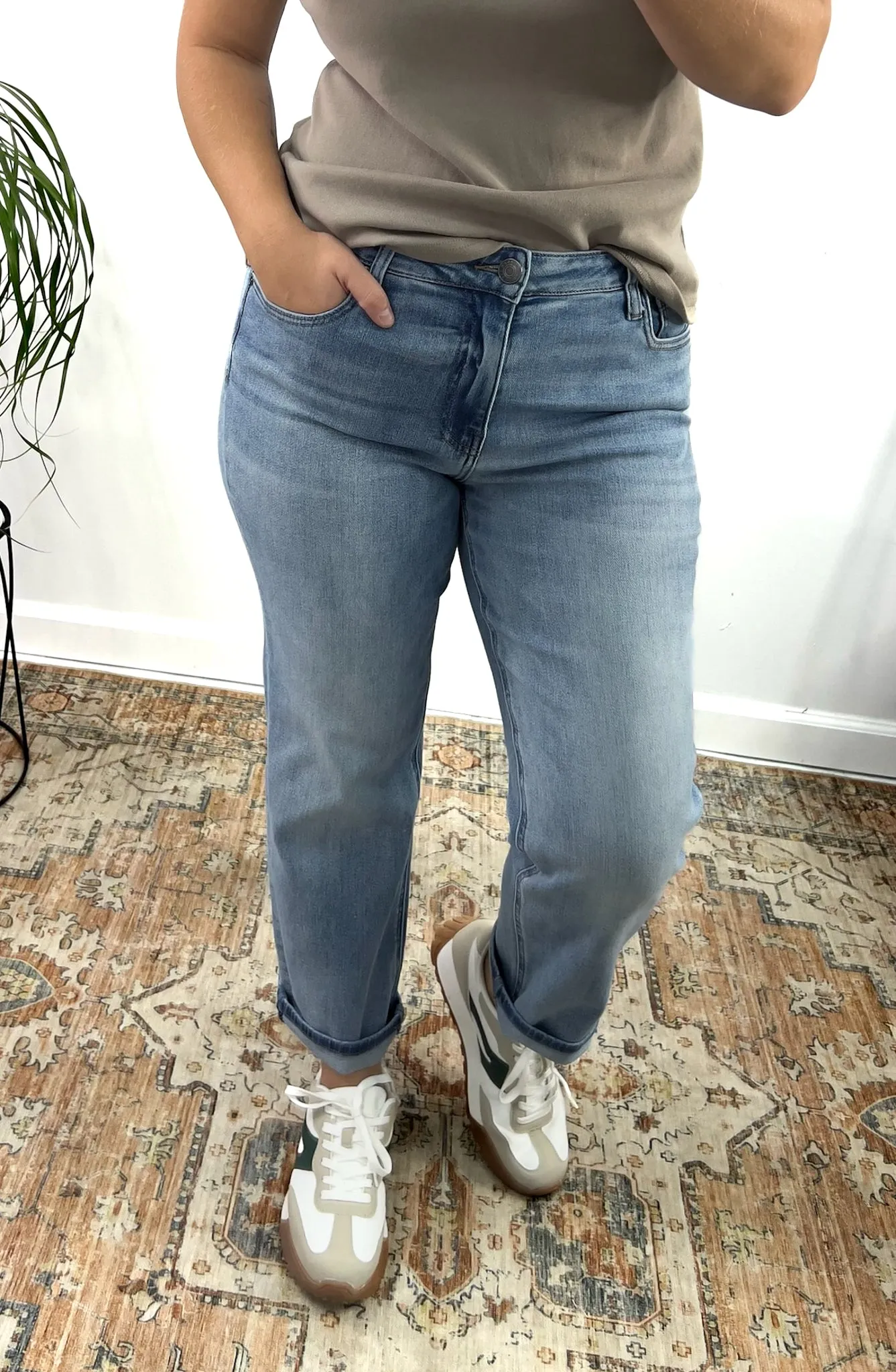 Elizabeth Straight Crop Jeans | Kut from the Kloth