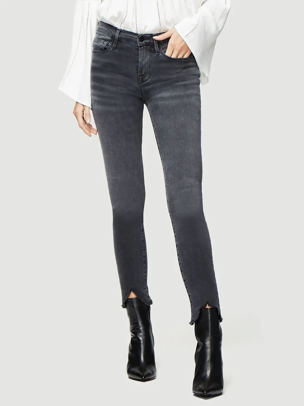 FRAME - Le Skinny De Jeanne Crop Double Triangle Raw Hem in Tull