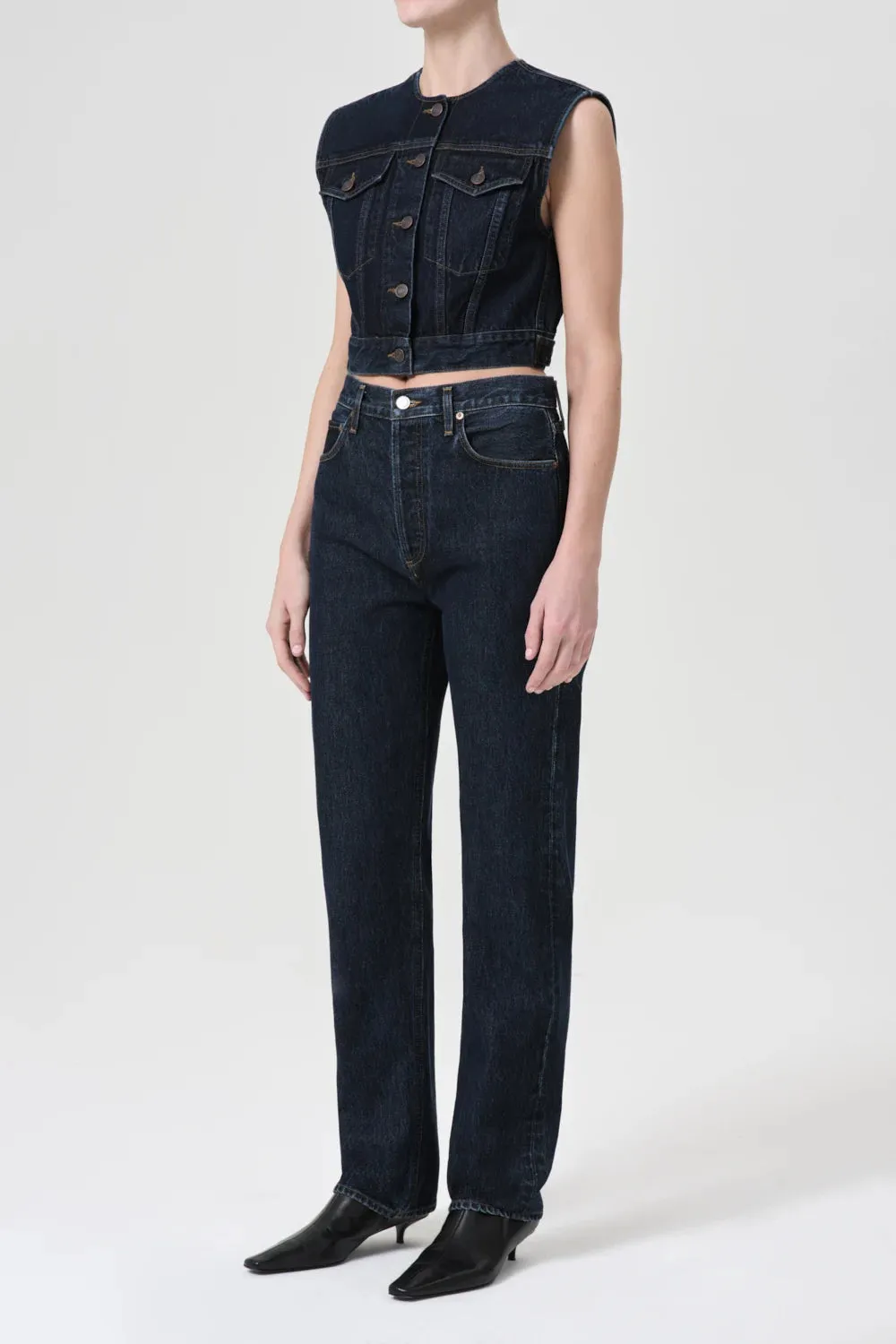 Leo Vest