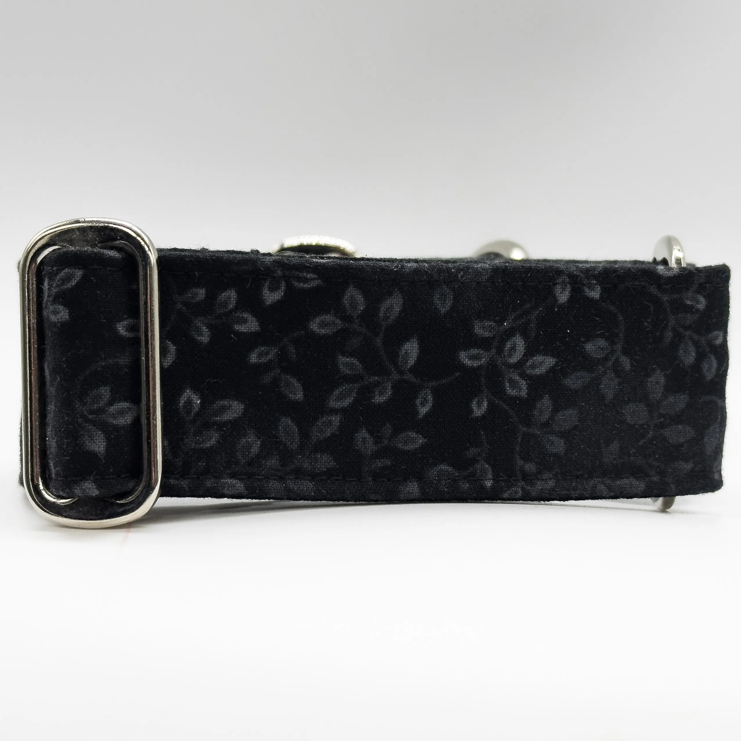 Martingale Collar - Midnight Foliage