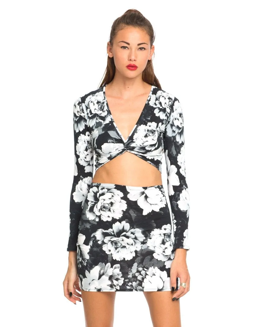 Motel Kira Twist Front Crop in Tonal Floral Black White