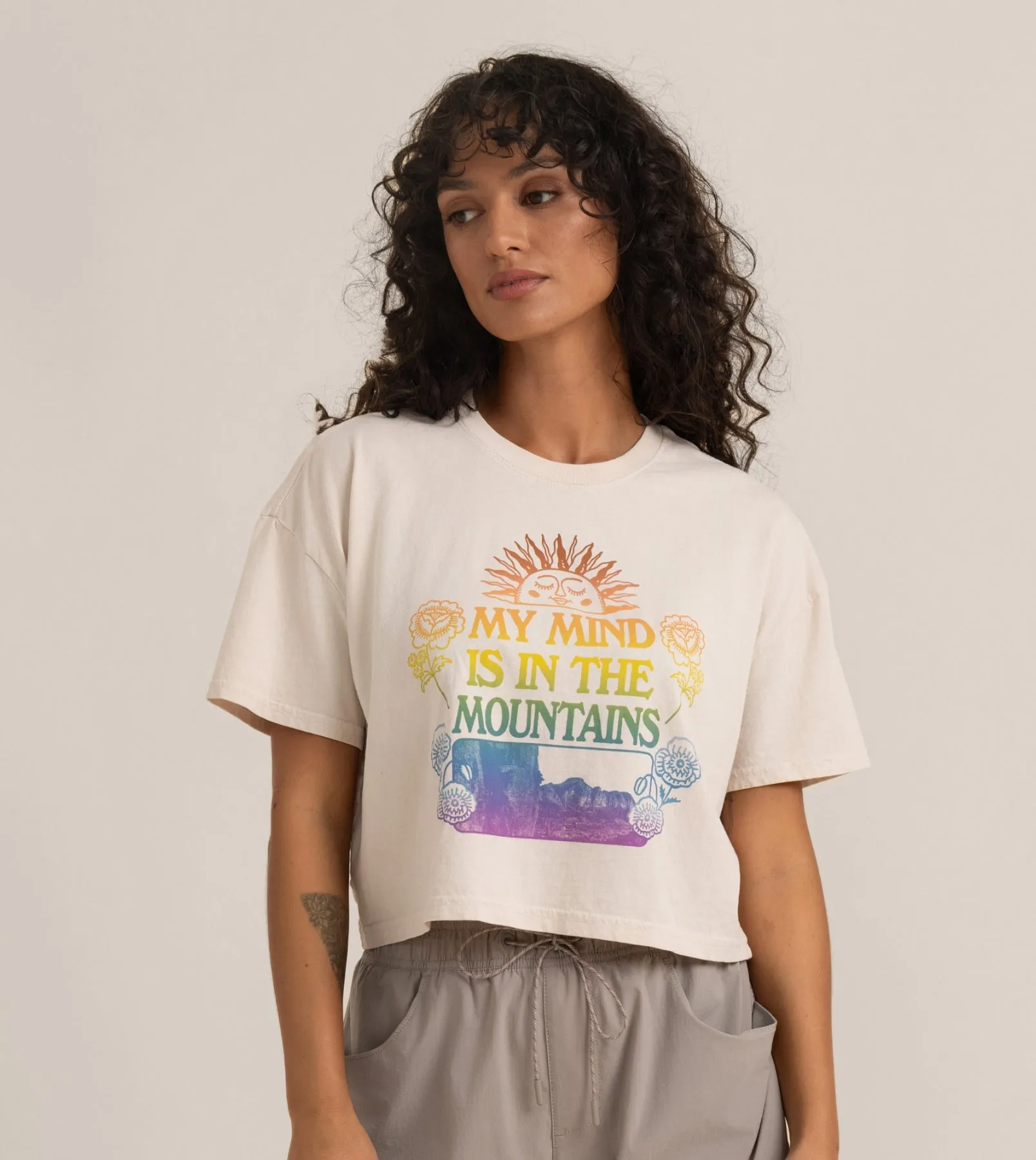 Mountain Cropped Boxy Premium Tee