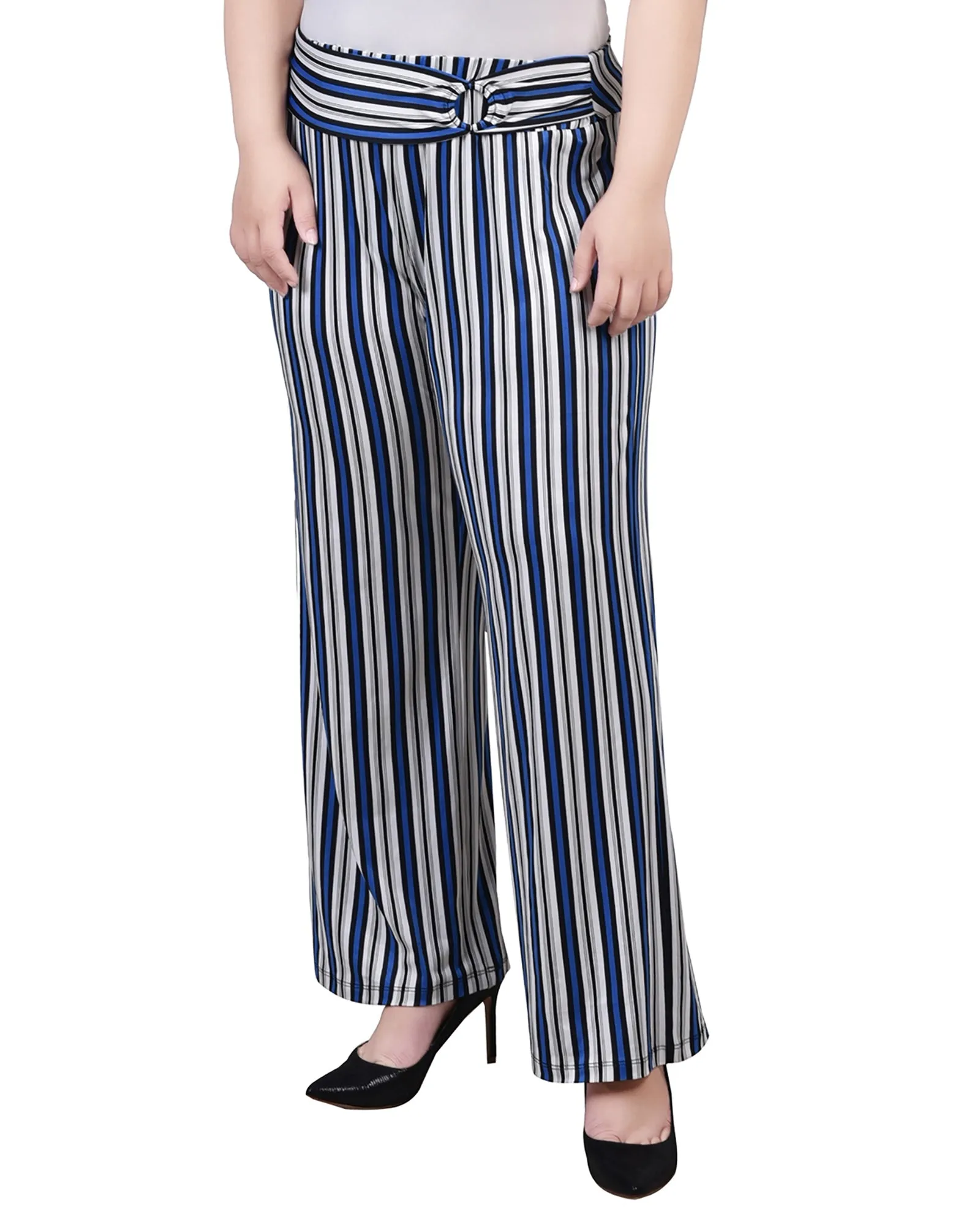 Plus Size Cropped Pull On Pants With Faux Belt