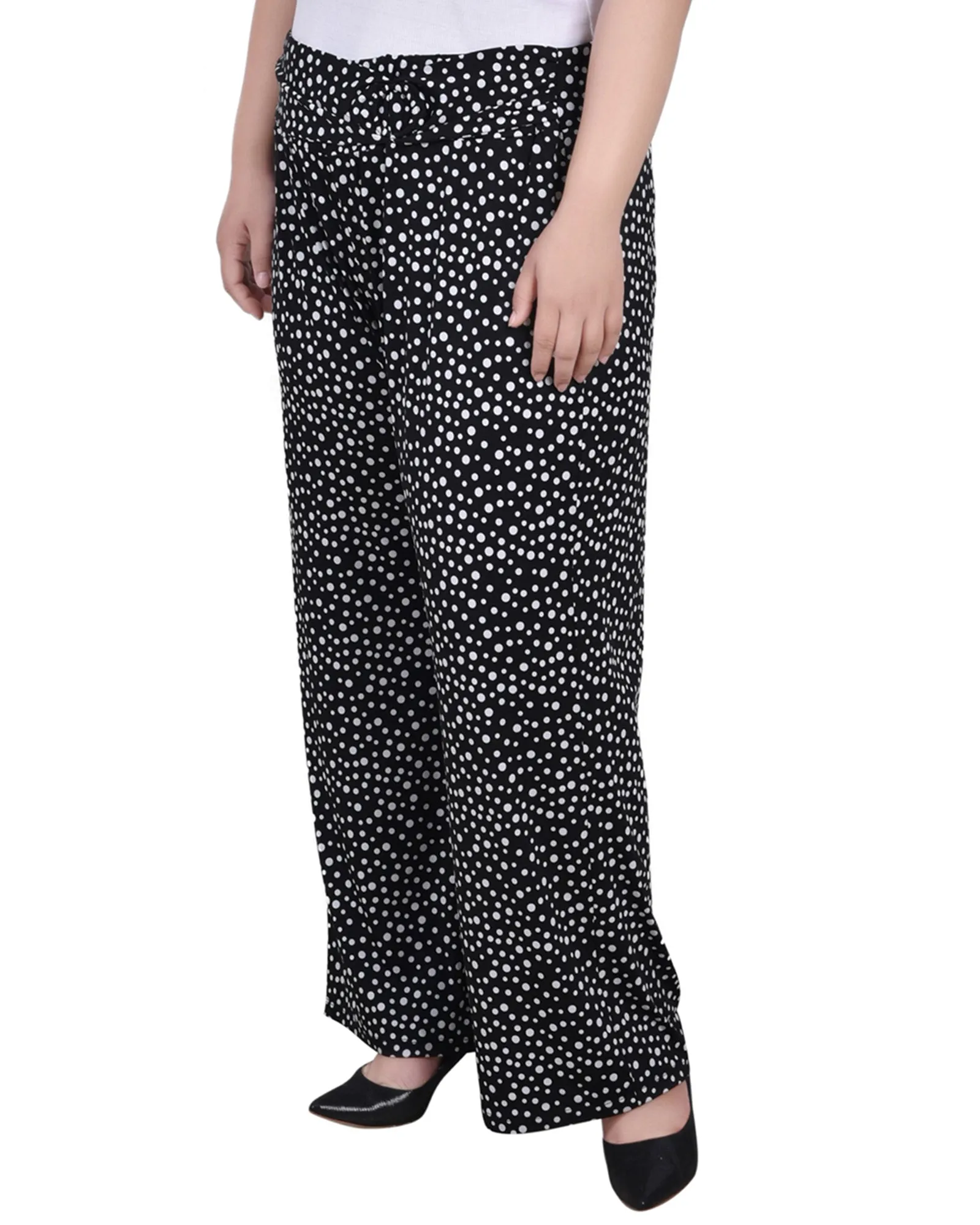 Plus Size Cropped Pull On Pants With Faux Belt