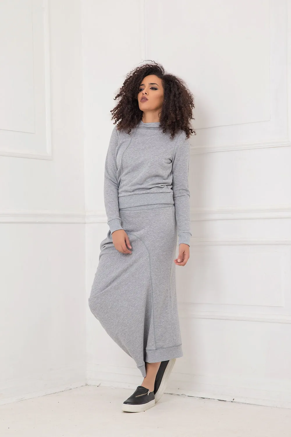 Sweatshirt and skirt - AKILA & CHIHIRA